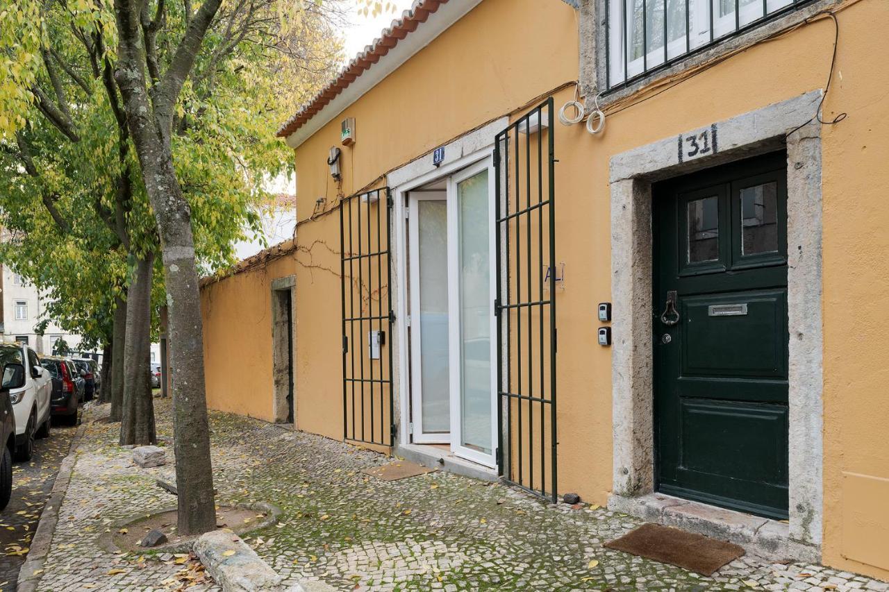The Yellow House Spacious Duplex In Prazeres District Lisboa Exteriér fotografie